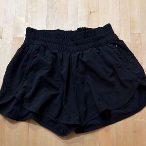 Lululemon Black Women's Shorts